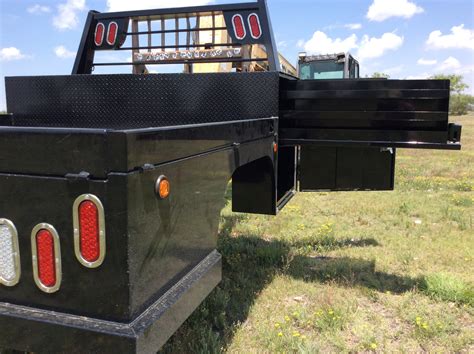 tool boxes for flatbed truck